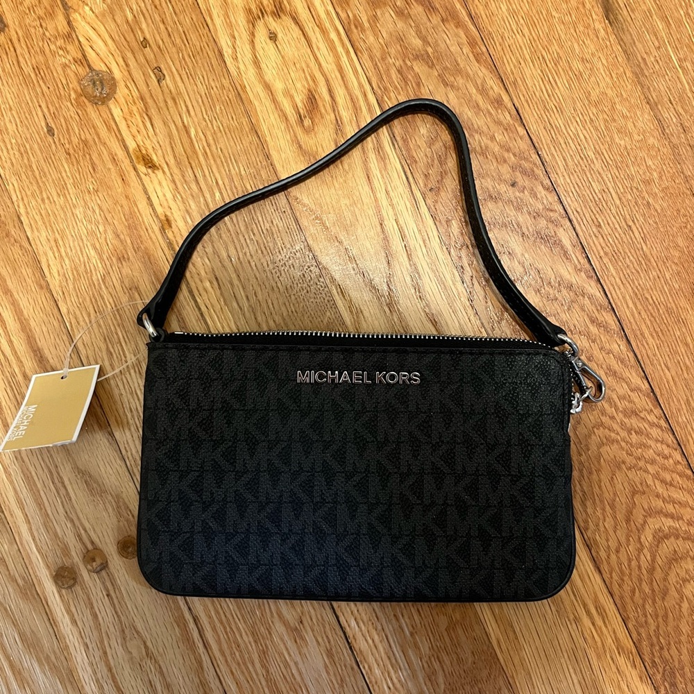 MK Jet Set Travel wristlet